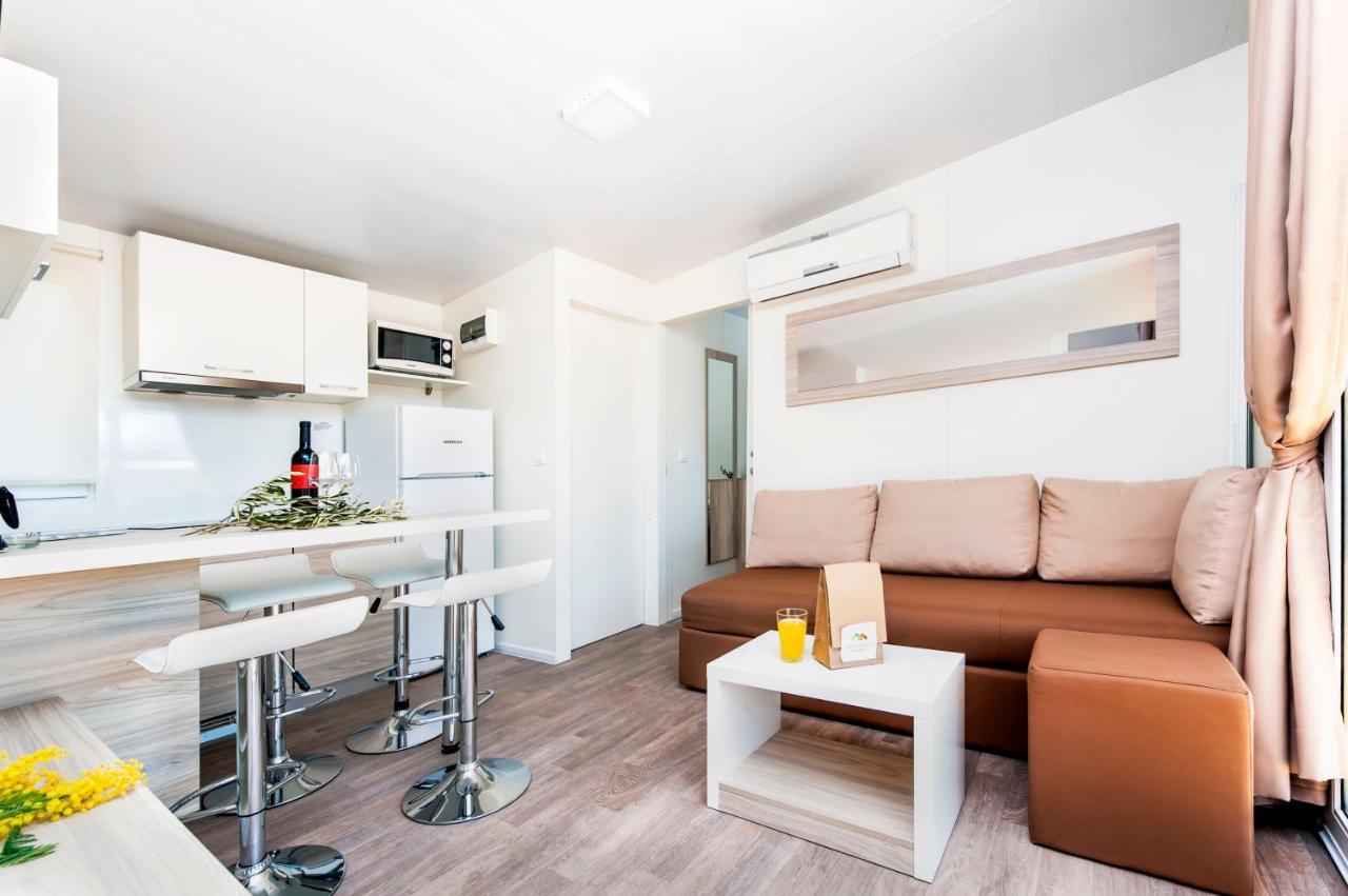 Eurocamp Mobile Homes At Fkk Naturist Campsite Ulika Porec Ngoại thất bức ảnh